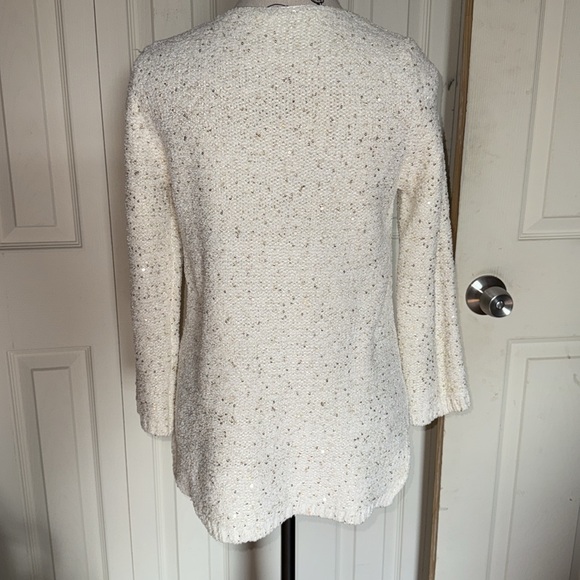 Women’s Sweater size smalll - Picture 2 of 3